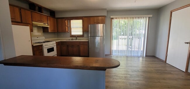 Photo - 36 Liberty Blvd