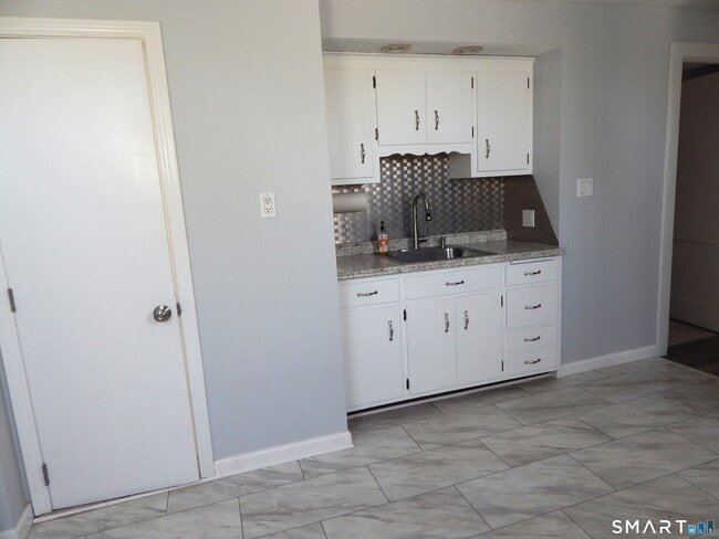 91 Holden St