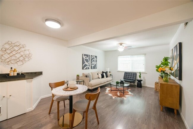 Photo - 4209 Burnet Rd Unit 106