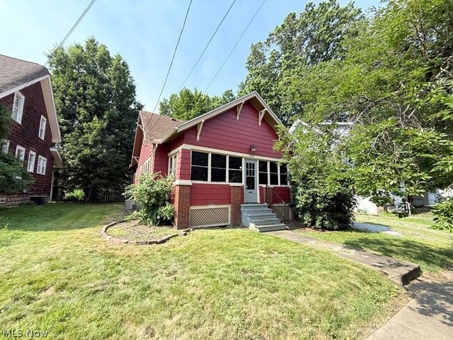 Photo - 1504 Preston Ave