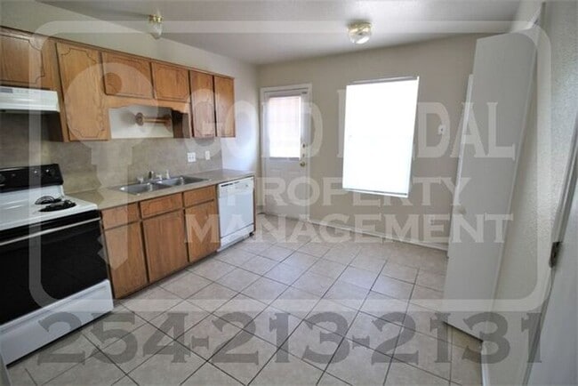 Photo - Charming & conveniently located 2-bed 1.5-...