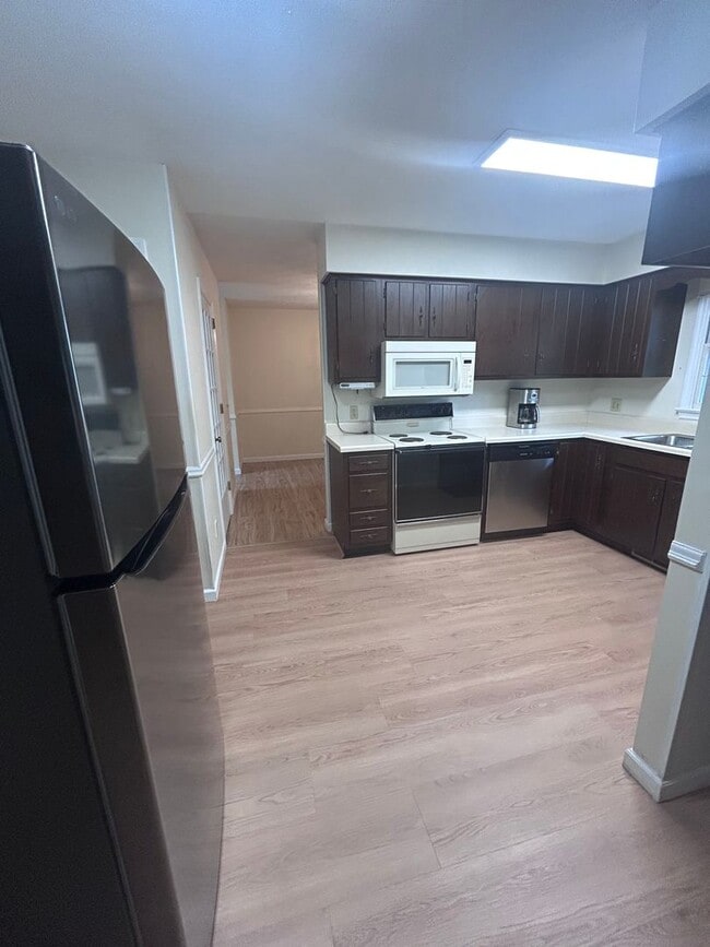 Photo - Spacious 3 Bedroom Home Close to JMU, EMU & Downtown Harrisonburg!