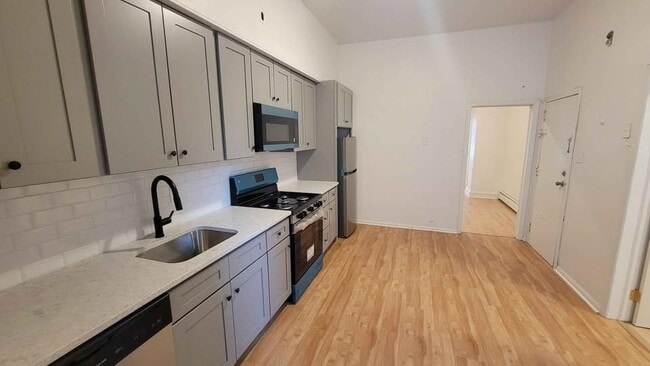 Photo - 262 Summit Ave