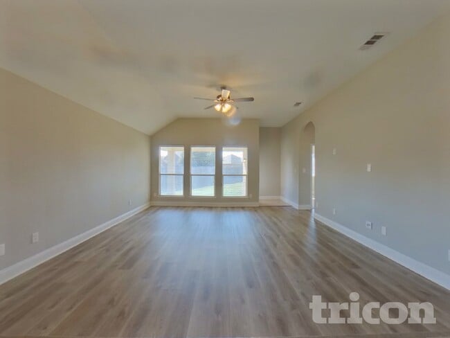 Photo - 1301 Hearthstone Dr