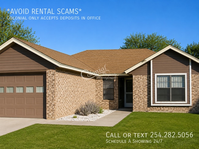Building Photo - 2402 Schwertner Dr