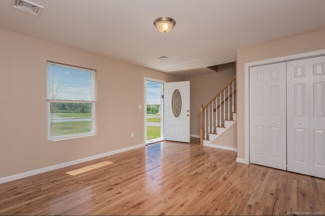 Photo - 13 Nature Ave