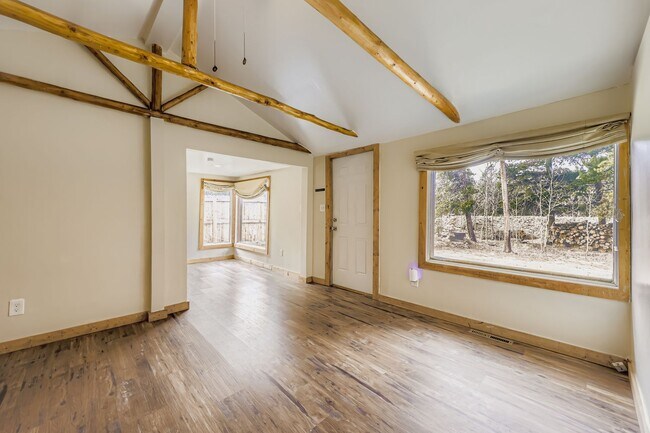 Photo - 9 Moon Dance Ln