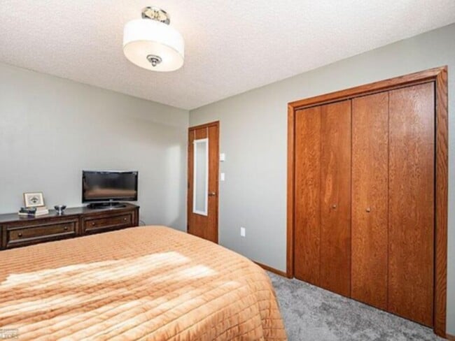 Photo - Exceptional 2-bedroom condo