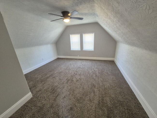 Photo - 4 Bed 2 Bath