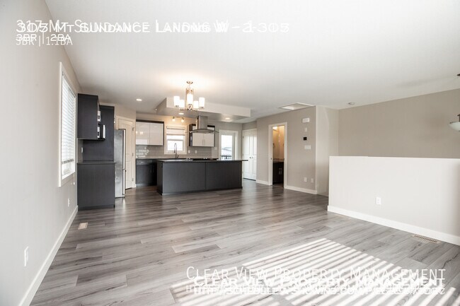 Photo - Contemporary 3 bed, 1.5 bath townhouse!