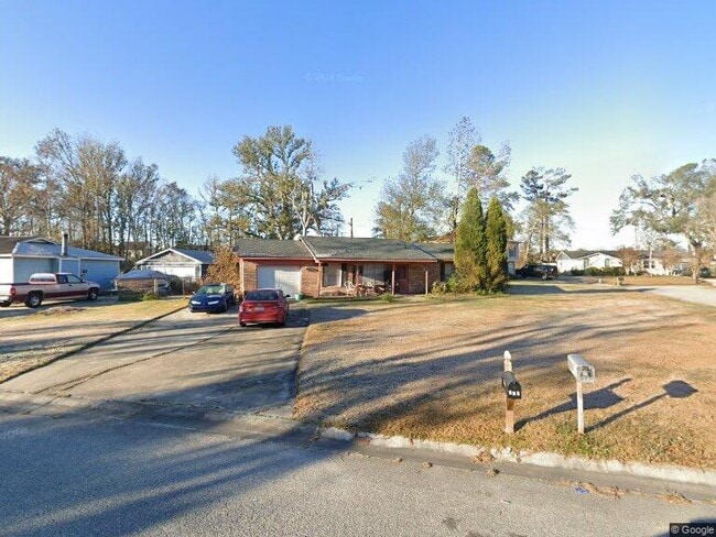 206 Columbia Dr