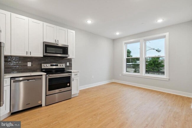 Photo - 2454 N 2nd St Unit 3B