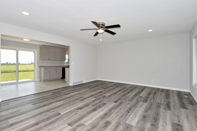 Photo - 8310 E Coral Rd