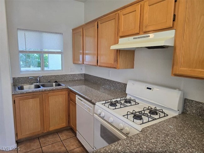 Photo - 2120 Calville St Unit 203