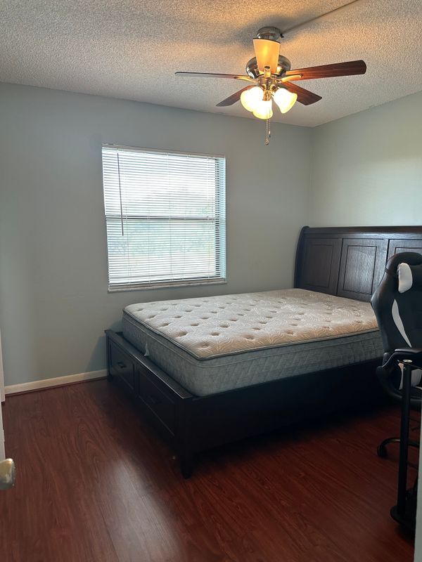 Photo - 9355 SW 8th St