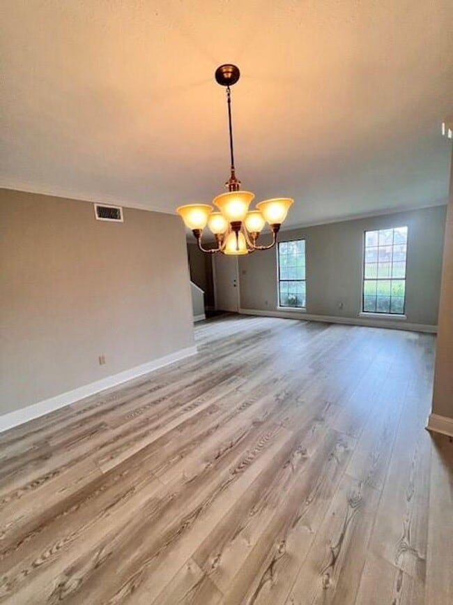Photo - Move-in Ready 3 bed/ 2.5 bath home