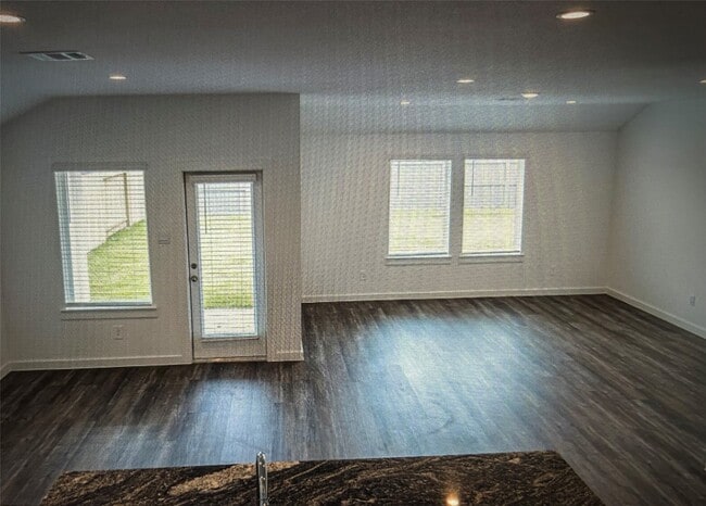 Photo - 1123 Sommerville Dr
