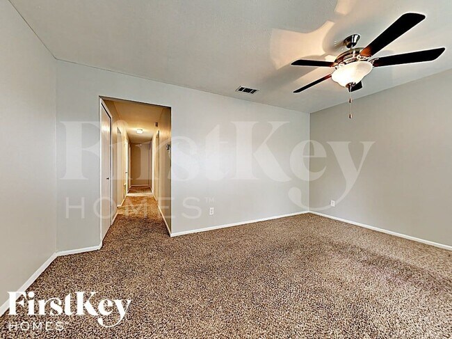 Photo - 4639 Nettleton Dr