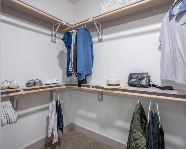 Building Photo - 13958 Cottingham Rd Unit 6106