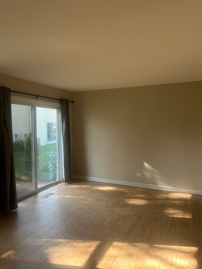 2464 Devonshire Ct