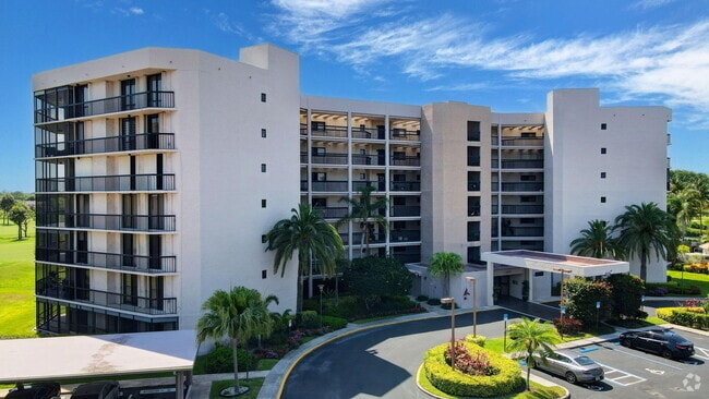 Building Photo - 5279 Fountains Dr S Unit 304 Rental