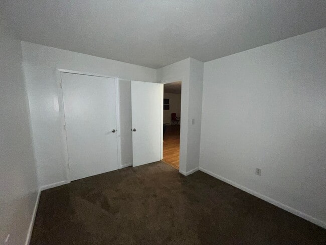 Photo - 635 Graham Dr