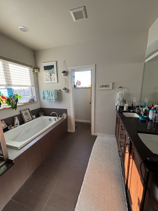 Photo - 1814 Blue Star Ln