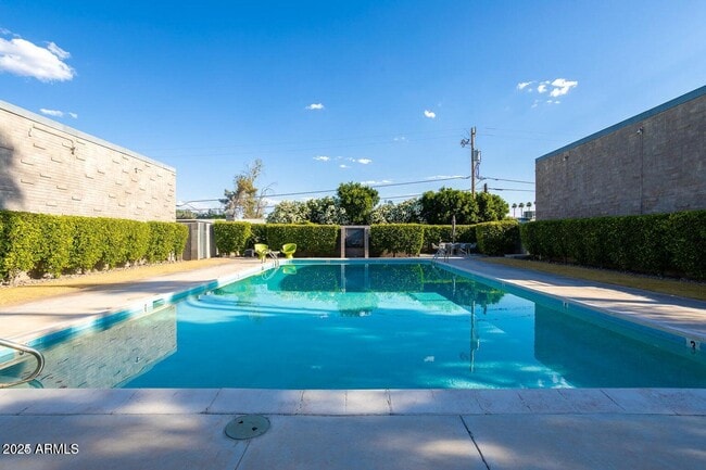 Photo - 7601 E 2nd St Unidad 6