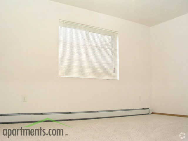 Bedroom - East Ridge Estates