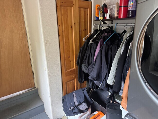 Photo - Great Single Level Home in Oakridge!