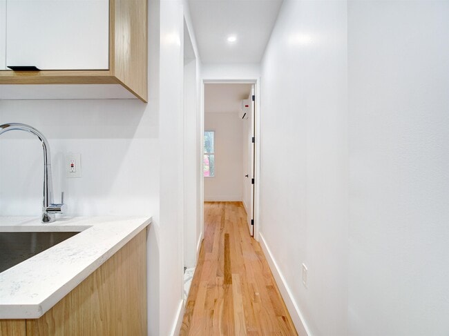 Photo - 151 Williams Ave