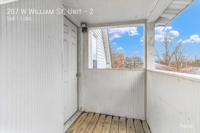 Photo - 207 W William St