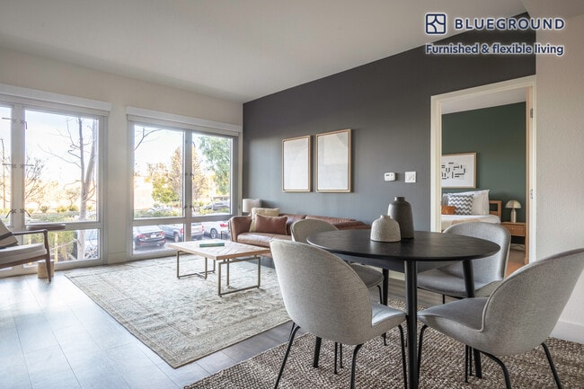 Photo - 2400 W El Camino Real Unidad FL2-ID282