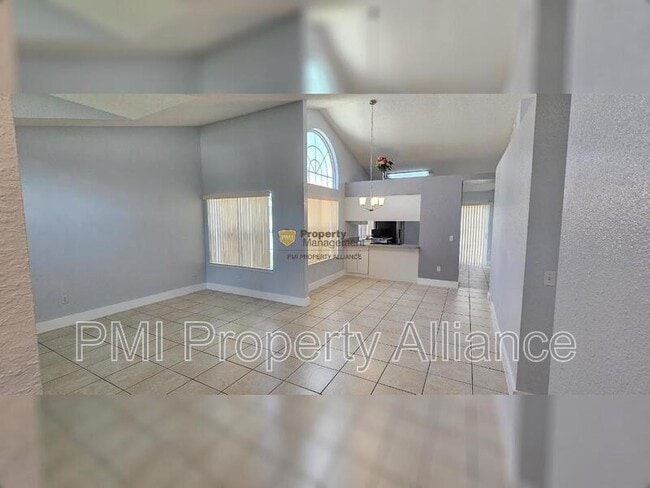 Photo - 2517 Davenport Cir