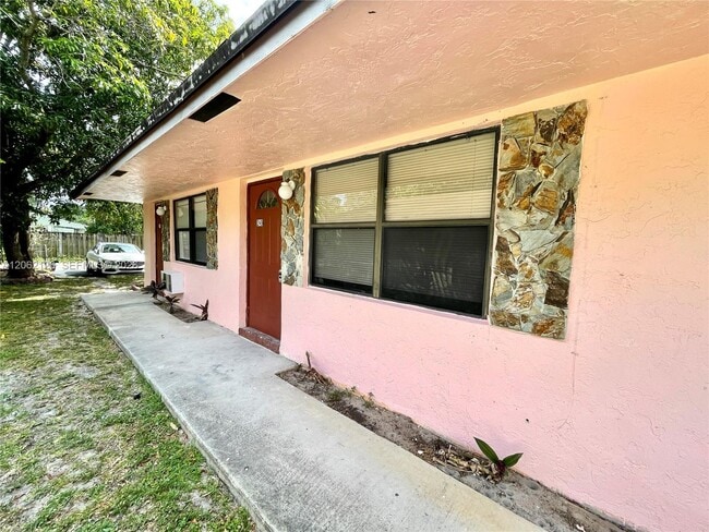 Photo - 247 SW 7th St Unit 249B