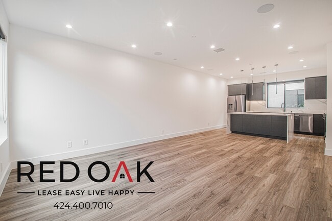 Photo - 18303 Oakbury Cir Unit 18303