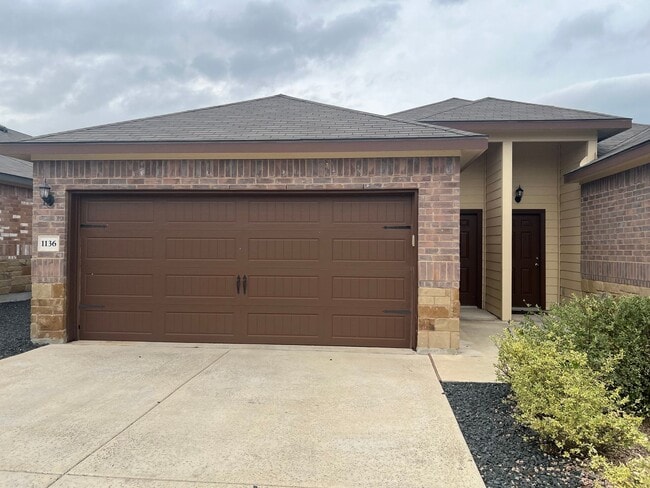 Photo - 1136 Stanley Wy