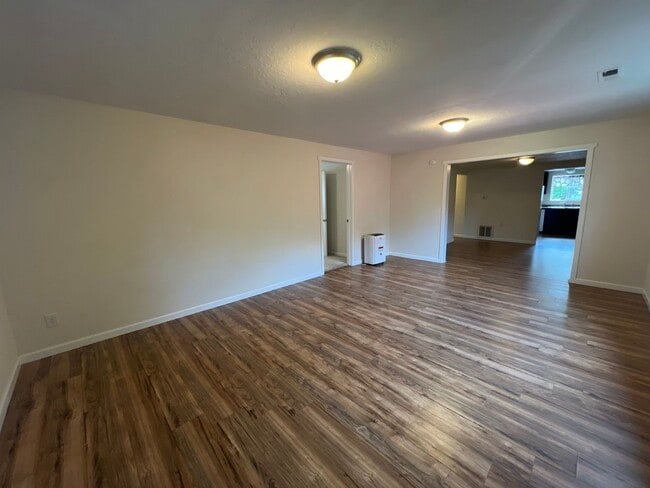 Photo - Downtown Bremerton Two Bedroom, Available Now!