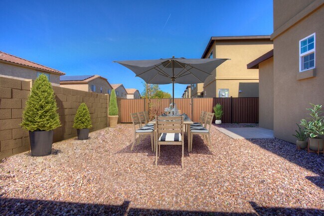 Casa adosada Backyeard - San Vicente Townhomes