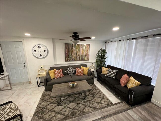 Photo - 4460 SW 49th Ct