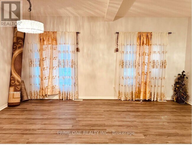 Photo - 25 Jack Monkman Crescent