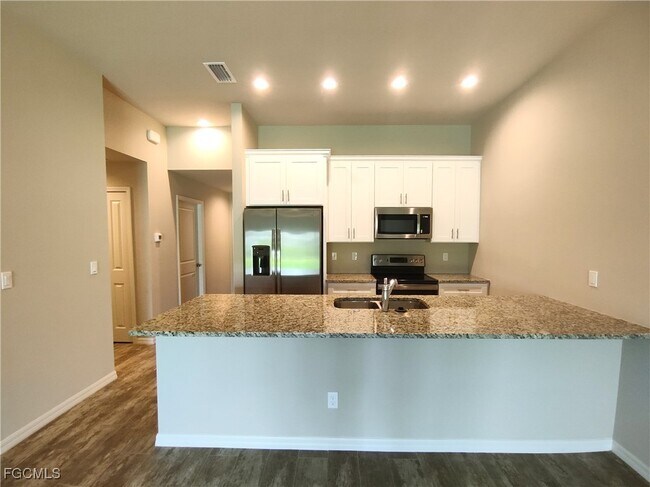 Photo - 2017 Chiquita Blvd S