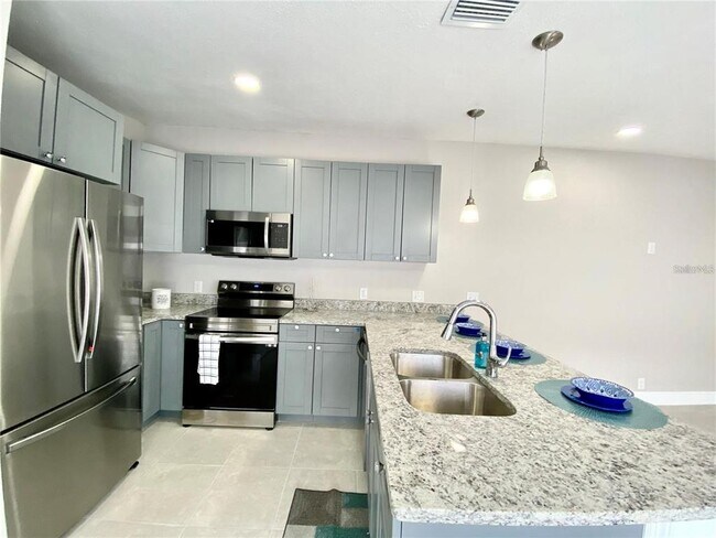 Photo - 8726 Mayflower Rd