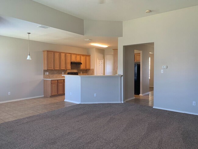 Photo - BEAUTIFUL HOME IN NORTHSIDE ISD FEATURING ...