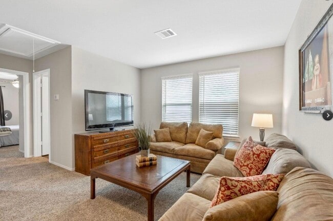 Photo - 14117 Redwood Forest Trail