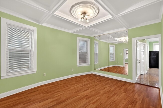 Photo - 133 W 28th St Unit 1