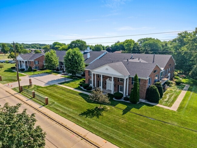 Photo - Old Orchard Luxury Apartment Homes