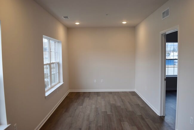 Towne Center Apartments