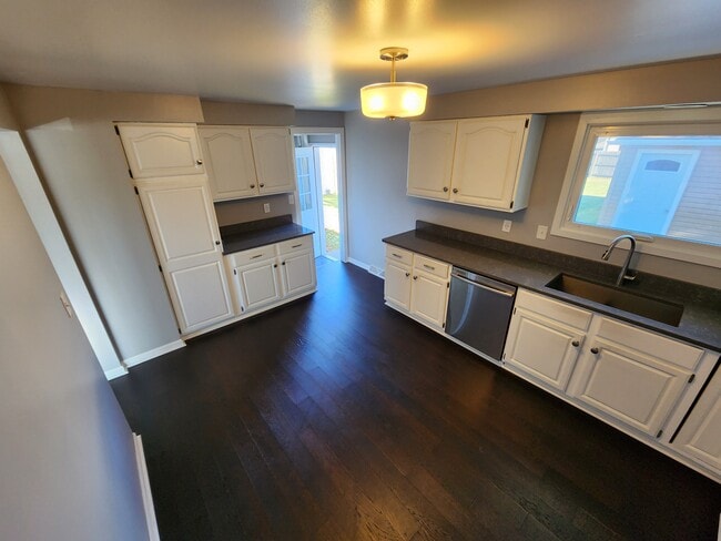 Photo - 3219 S 10th St