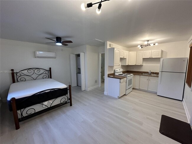 Photo - 1644 Jackson St